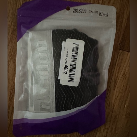 ZONBAILON Mens Sexy Thong Underwear G-String Jock-Straps Brief with Ball Pouch - Picture 2 of 2